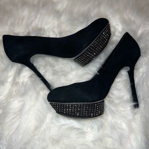 🖤♠️WORN ONCE Gianni Bini 5” heels♠️🖤